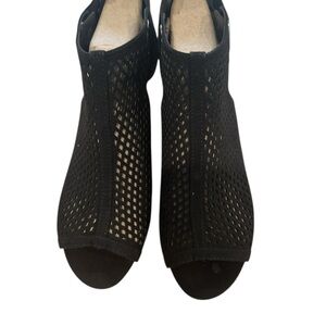 Brand New Unisa Bootie | Color: Black Multi Fabric| Size: 7.5